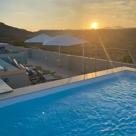Yellow Hill Penthouse شقة
